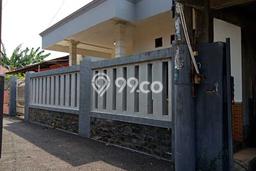 Rumah Strategis Modern Lb 90m2 di Tapos, Depok Rumah Strategis Modern Lb 90m2 di Tapos, Depok