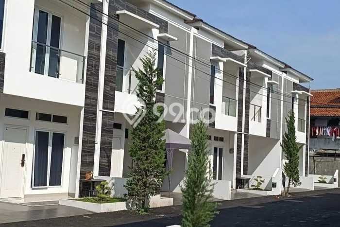 Dijual Rumah Strategis Bagus Punya 2 KT di Pulo Gadung Jakarta Timur SHM Dijual Rumah Strategis Bagus Punya 2 KT di Pulo Gadung Jakarta Timur SHM