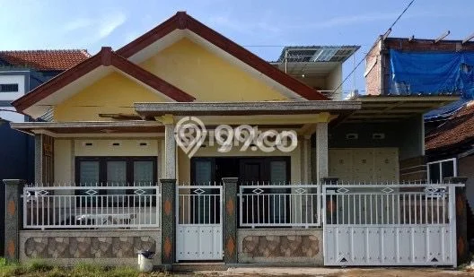 Rumah Terawat di Dau, Malang, LT 106m2m², LB 106m2m² Rumah Terawat di Dau, Malang, LT 106m2m², LB 106m2m²