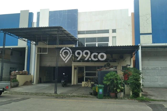 Gudang disewakan lokasi strategis Cakung Jakarta Timur 800m2 Gudang disewakan lokasi strategis Cakung Jakarta Timur 800m2