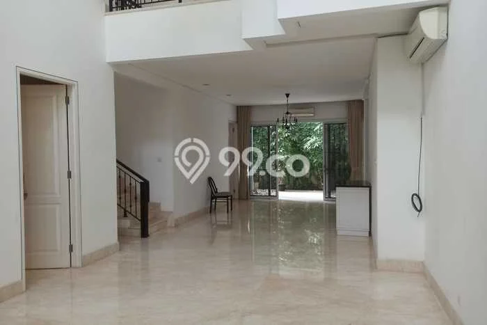 Hunian Mewah Siap Huni LT 156m2 di Kelapa Gading, Jakarta Utara Hunian Mewah Siap Huni LT 156m2 di Kelapa Gading, Jakarta Utara