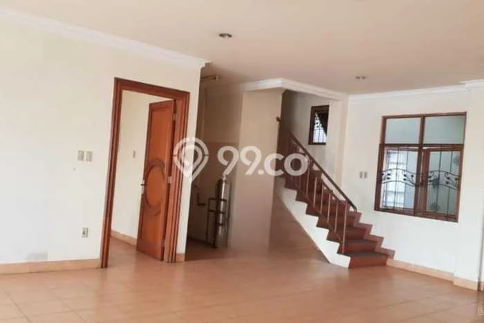 Ruko Dijual di Prime Area Jakarta Pusat Luas 900m2 Ruko Dijual di Prime Area Jakarta Pusat Luas 900m2