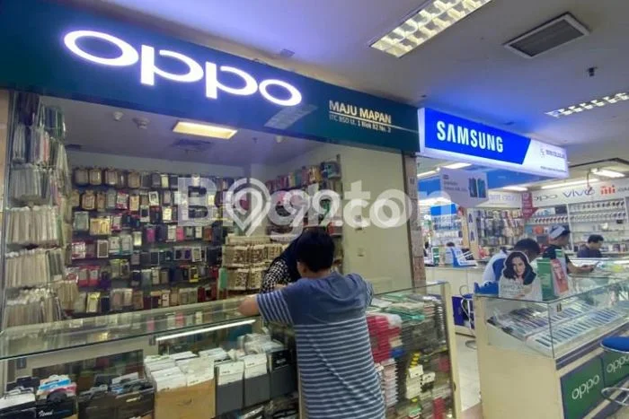 Ruko Strategis Kawasan Serpong, Luas 7m², Jalan Utama, Tingkat Keramaian Tinggi Ruko Strategis Kawasan Serpong, Luas 7m², Jalan Utama, Tingkat Keramaian Tinggi