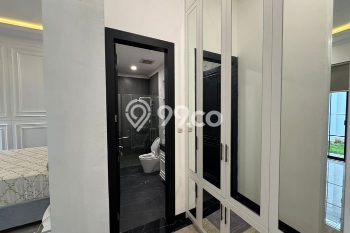 Dijual Rumah Mewah Elegan Dengan View Eksklusif di Sektor 1A-Gading Serpong, Tangerang Dijual Rumah Mewah Elegan Dengan View Eksklusif di Sektor 1A-Gading Serpong, Tangerang