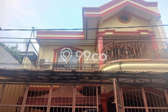 Rumah Elit LB 300m2 Siap Huni Desain Elegan di Bintaro, Tangerang Selatan Rumah Elit LB 300m2 Siap Huni Desain Elegan di Bintaro, Tangerang Selatan