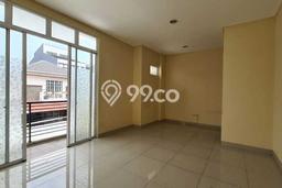 Rumah Luxury Modern Tanpa Renovasi di Green Lake City Jakarta Barat Rumah Luxury Modern Tanpa Renovasi di Green Lake City Jakarta Barat