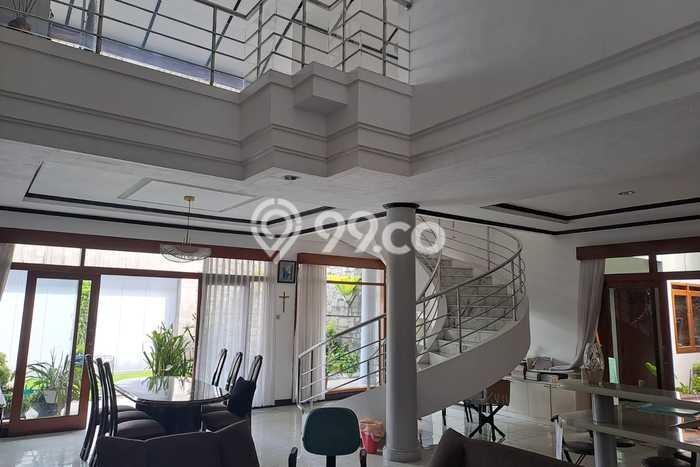 Siap Huni Rumah Mewah 4 Kamar di Sukajadi Dekat ke Mana Pun Siap Huni Rumah Mewah 4 Kamar di Sukajadi Dekat ke Mana Pun