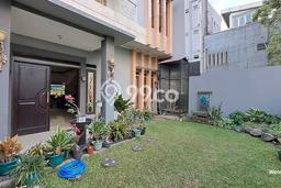Rumah Elit Modern Tanpa Renovasi di mekar wangi Bandung Rumah Elit Modern Tanpa Renovasi di mekar wangi Bandung