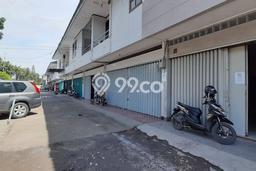 Ruko Dijual di Bandung LT 128m2 & LB 240m2 Lokasi Terbaik! Ruko Dijual di Bandung LT 128m2 & LB 240m2 Lokasi Terbaik!