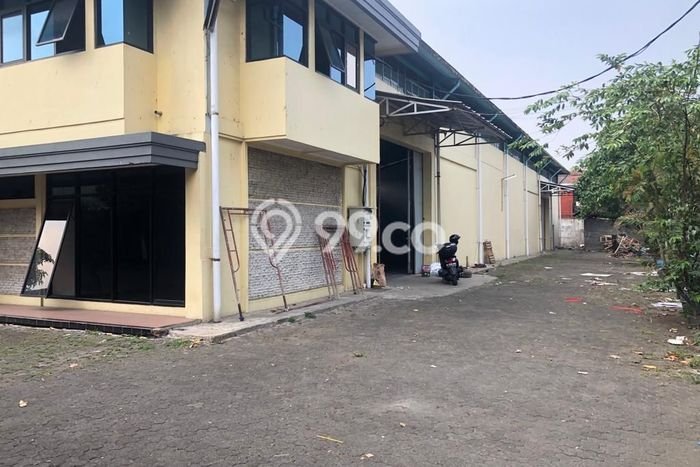 Gudang Dijual di Prime Area Bandung Luas 1400m2 Gudang Dijual di Prime Area Bandung Luas 1400m2