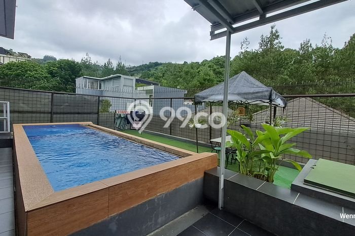 Ready to Use! Luxury House LT 220m2 Desain Modern di Dago Pakar Ready to Use! Luxury House LT 220m2 Desain Modern di Dago Pakar