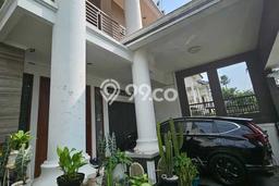 For Sale! Luxury House LT 200m2 Desain Elegan di Buah Batu For Sale! Luxury House LT 200m2 Desain Elegan di Buah Batu