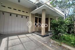Disewakan Hunian Konsep Modern di Batununggal Bandung dengan 3 KT Disewakan Hunian Konsep Modern di Batununggal Bandung dengan 3 KT