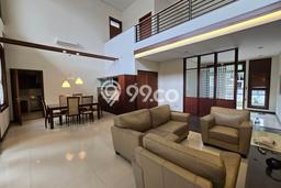 Ready to Use! Luxury House LT 336m2 Desain Elegan di Setra Duta Ready to Use! Luxury House LT 336m2 Desain Elegan di Setra Duta
