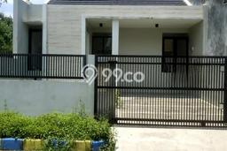 Jual Rumah Modern 3 KT di Taman Holis Indah, Bandung Jual Rumah Modern 3 KT di Taman Holis Indah, Bandung