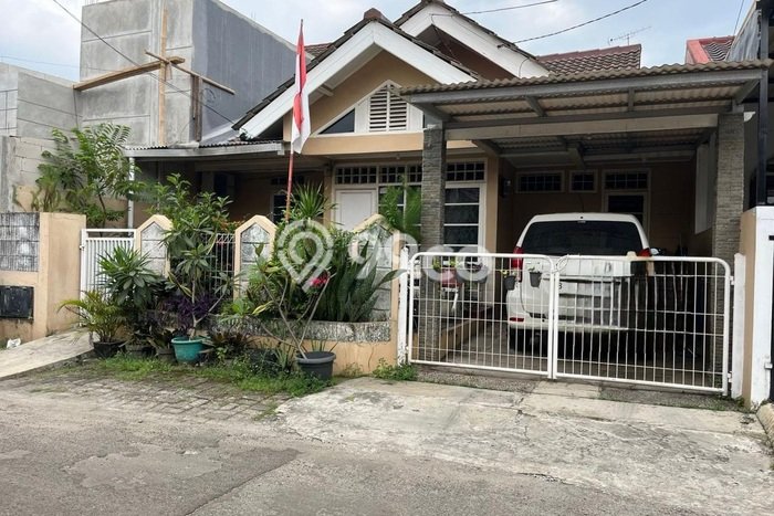 Hunian Nyaman Asri 2 KT Siap Pakai di BSD City Tangerang Hunian Nyaman Asri 2 KT Siap Pakai di BSD City Tangerang