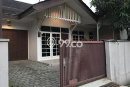 Rumah Bagus di Peta, Bandung, LT 201m², LB 200m² Rumah Bagus di Peta, Bandung, LT 201m², LB 200m²