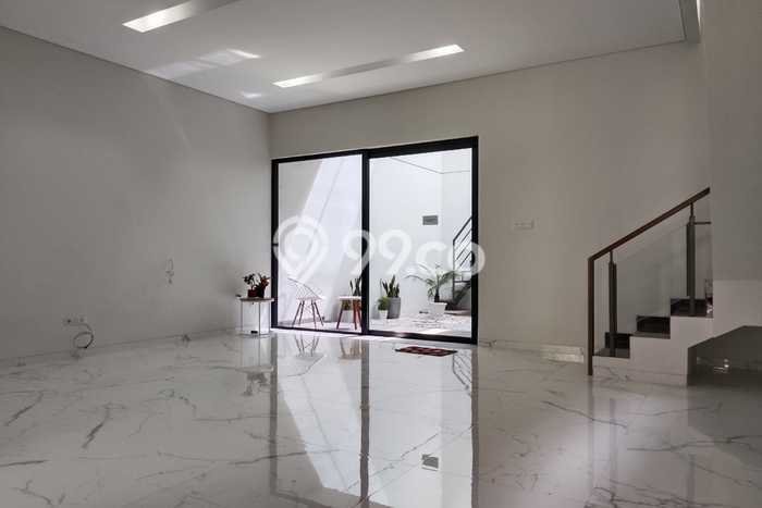 Rumah Luxury Modern Siap Huni di Mekar Wangi Bandung Rumah Luxury Modern Siap Huni di Mekar Wangi Bandung