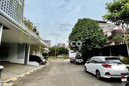 Rumah Modern 3 KT di Graha Raya Bintaro Tangerang Selatan Semi Furnished Rumah Modern 3 KT di Graha Raya Bintaro Tangerang Selatan Semi Furnished