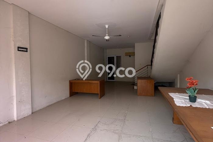 Lokasi Strategis! Dijual Ruko Bisnis di Cikupa, Tangerang Kondisi Baik Lokasi Strategis! Dijual Ruko Bisnis di Cikupa, Tangerang Kondisi Baik