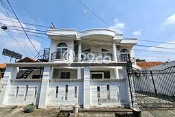 Kos-kosan Dijual di Kebon Jeruk, Jakarta Barat, 27 KT, 28 KM, Bangunan 600m2 Kos-kosan Dijual di Kebon Jeruk, Jakarta Barat, 27 KT, 28 KM, Bangunan 600m2