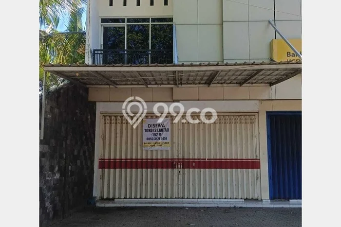 Ruko untuk Disewa di Pusat Bondowoso Luas Bangunan 192m2 Ruko untuk Disewa di Pusat Bondowoso Luas Bangunan 192m2