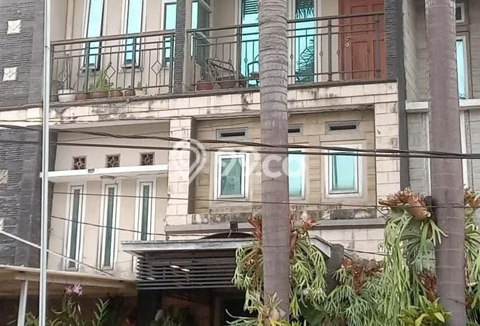 Siap Huni Hunian Elit 4 Kamar di Cimahi Utara Dekat ke Mana Pun Siap Huni Hunian Elit 4 Kamar di Cimahi Utara Dekat ke Mana Pun
