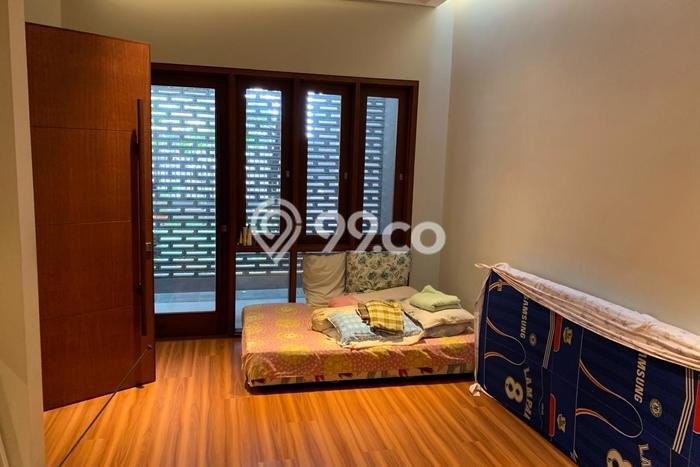 PROPERTI UNGGULAN! Rumah Strategis area Cimahi, LT 197m² LB 325m² PROPERTI UNGGULAN! Rumah Strategis area Cimahi, LT 197m² LB 325m²