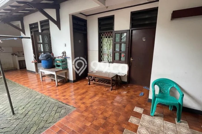 Dijual Rumah Luas Elegan Dengan View Eksklusif di Pangkalan Jati, Depok Dijual Rumah Luas Elegan Dengan View Eksklusif di Pangkalan Jati, Depok