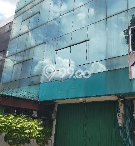 INVESTASI MENGUNTUNGKAN! Ruko Kawasan Kebayoran Lama, Luas 350m², Kawasan Komersial INVESTASI MENGUNTUNGKAN! Ruko Kawasan Kebayoran Lama, Luas 350m², Kawasan Komersial