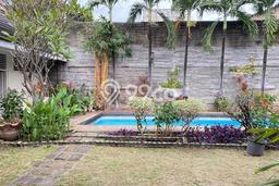 Rumah Luxury Modern Tanpa Renovasi di Kemang Jakarta Selatan Rumah Luxury Modern Tanpa Renovasi di Kemang Jakarta Selatan