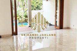 Disewakan Rumah Strategis LT 480m2 / LB 525m2 di Cipete, Jakarta Selatan Disewakan Rumah Strategis LT 480m2 / LB 525m2 di Cipete, Jakarta Selatan