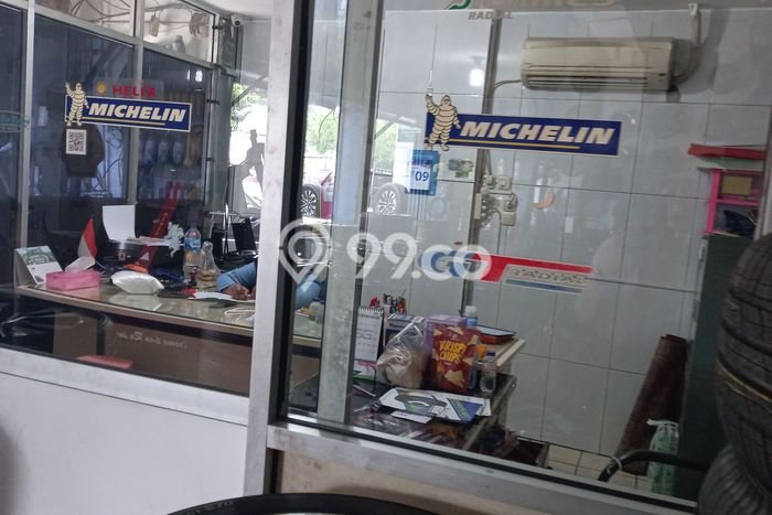 Untuk Dijual Ruko di Tambora Jakarta Barat LT 235m2 / LB 705m2 Untuk Dijual Ruko di Tambora Jakarta Barat LT 235m2 / LB 705m2