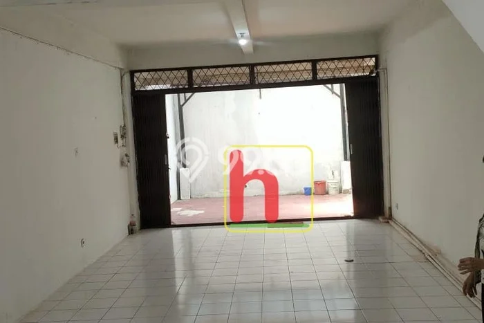 Ruko Disewa di Tambora, Jakarta Barat, LT 47m2 / LB 100m2 Ruko Disewa di Tambora, Jakarta Barat, LT 47m2 / LB 100m2