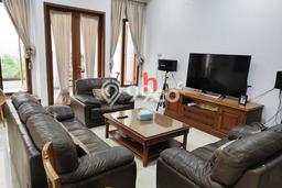 Disewakan! Rumah 5 Kamar Tidur &
1 Kamar Mandi di Muara Karang, Jakarta Utara Disewakan! Rumah 5 Kamar Tidur &
1 Kamar Mandi di Muara Karang, Jakarta Utara