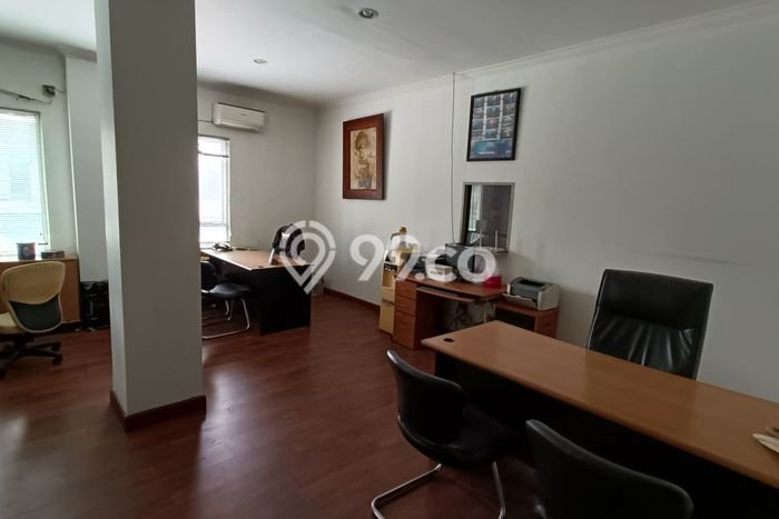 Untuk Dijual! Gudang di Setiabudi Jakarta Selatan LT 881m2 / LB 2086m2 Kawasan Bisnis Untuk Dijual! Gudang di Setiabudi Jakarta Selatan LT 881m2 / LB 2086m2 Kawasan Bisnis