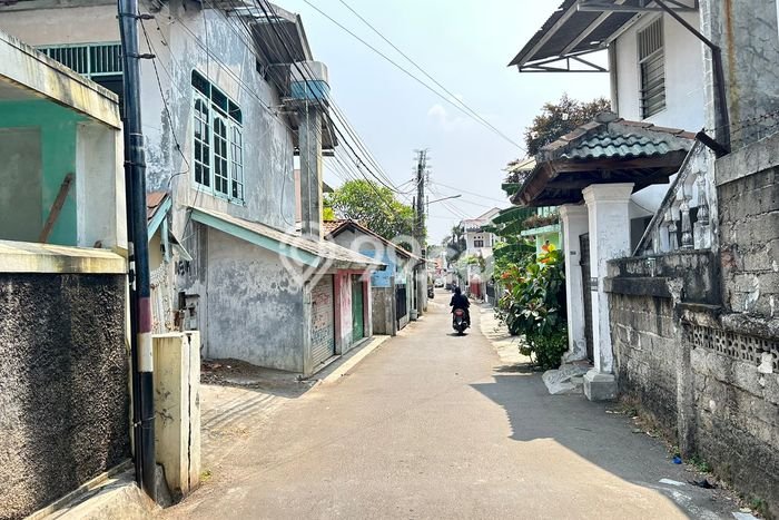 Komersial Bagus Dijual LB 500m2 Lokasi Strategis Jakarta Timur Area Cocok untuk Berbisnis Komersial Bagus Dijual LB 500m2 Lokasi Strategis Jakarta Timur Area Cocok untuk Berbisnis