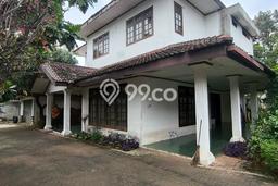 Ready to Use! Luxury House LT 1026m2 Desain Modern di Kemang Ready to Use! Luxury House LT 1026m2 Desain Modern di Kemang