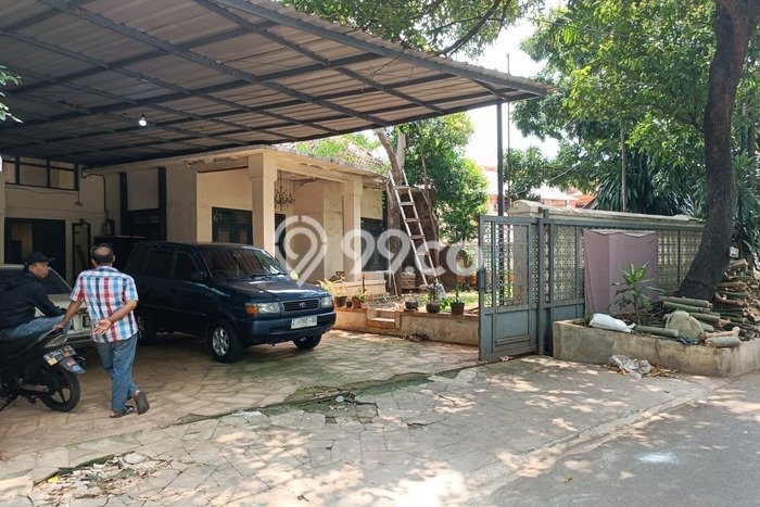 Dijual Hunian Mewah dengan Fasilitas Sekitar Komplit di Menteng, Jakarta Pusat Dijual Hunian Mewah dengan Fasilitas Sekitar Komplit di Menteng, Jakarta Pusat