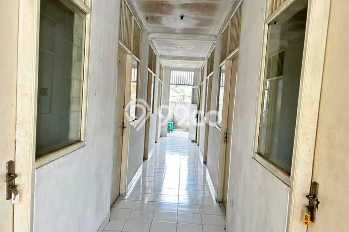 Rumah Mewah LB 500m2 Siap Pakai Desain Elegan di Lubang Buaya, Jakarta Timur Rumah Mewah LB 500m2 Siap Pakai Desain Elegan di Lubang Buaya, Jakarta Timur