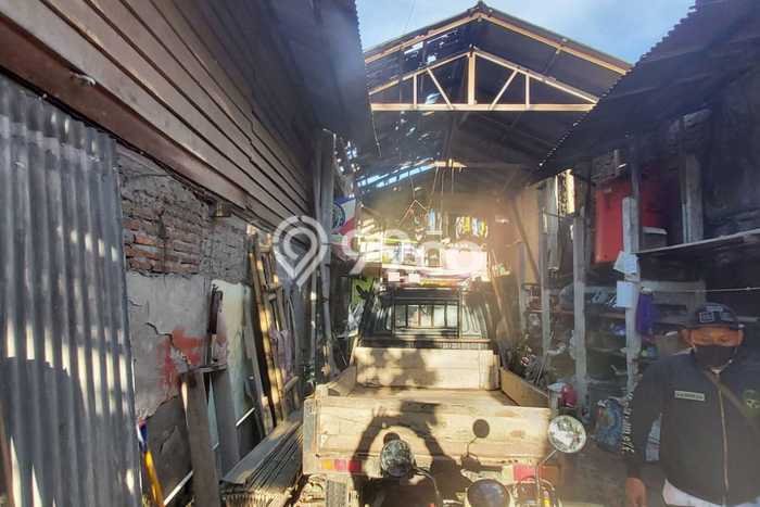 INVESTASI MENGUNTUNGKAN! Gudang di Koja, Luas 200m², Pusat Komersial INVESTASI MENGUNTUNGKAN! Gudang di Koja, Luas 200m², Pusat Komersial