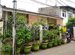 For Sale Rumah 3 Kamar Lokasi Strategis Bagus dan Strategis di Tebet For Sale Rumah 3 Kamar Lokasi Strategis Bagus dan Strategis di Tebet