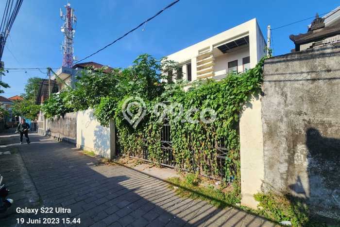 Siap Huni Rumah Mewah 2 Kamar di Kuta Dekat ke Mana Saja Siap Huni Rumah Mewah 2 Kamar di Kuta Dekat ke Mana Saja