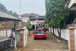 HOT DEAL! Jual Rumah Premium area Cengkareng, Jakarta Barat, Luas Tanah 879m² Luas Bangunan 350m² HOT DEAL! Jual Rumah Premium area Cengkareng, Jakarta Barat, Luas Tanah 879m² Luas Bangunan 350m²