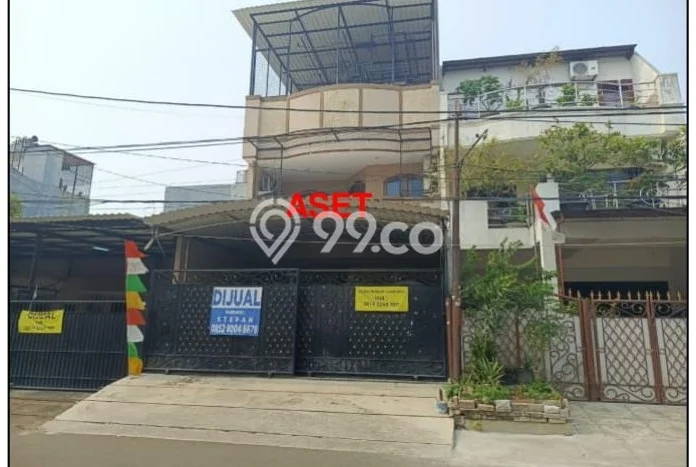 Siap Huni Rumah Mewah 3 Kamar di Kelapa Gading Dekat ke Mana Pun Siap Huni Rumah Mewah 3 Kamar di Kelapa Gading Dekat ke Mana Pun