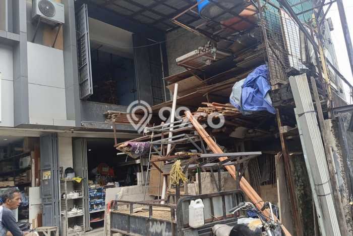 Unit Ruko Dijual di Tebet Jakarta Selatan 200m2 Unit Ruko Dijual di Tebet Jakarta Selatan 200m2