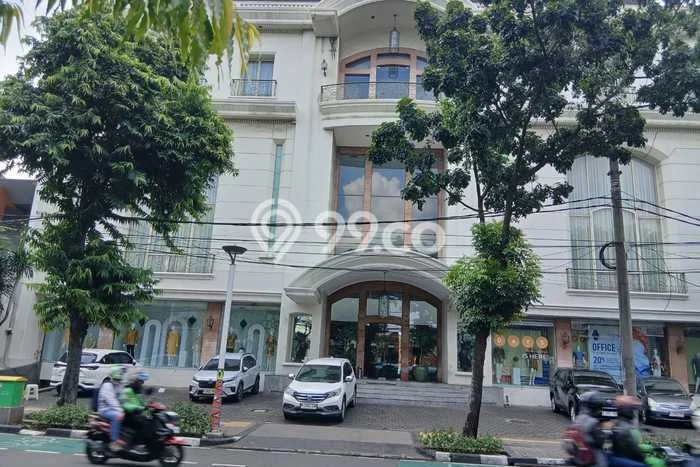 Ruko Dijual di Kebayoran Baru Jakarta Selatan dengan Luas Bangunan 1200m2 Ruko Dijual di Kebayoran Baru Jakarta Selatan dengan Luas Bangunan 1200m2