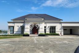Rumah Elit Modern Tanpa Renovasi di Sentul City Bogor Rumah Elit Modern Tanpa Renovasi di Sentul City Bogor