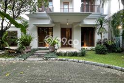 Sewa Rumah Nyaman LT 1000m2 / LB 750m2 di Cipete, Jakarta Selatan Sewa Rumah Nyaman LT 1000m2 / LB 750m2 di Cipete, Jakarta Selatan