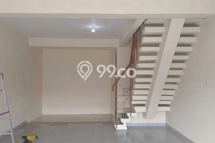 Unit Ruko Dijual di Bekasi LT 65m2 & LB 120m2 Unit Ruko Dijual di Bekasi LT 65m2 & LB 120m2